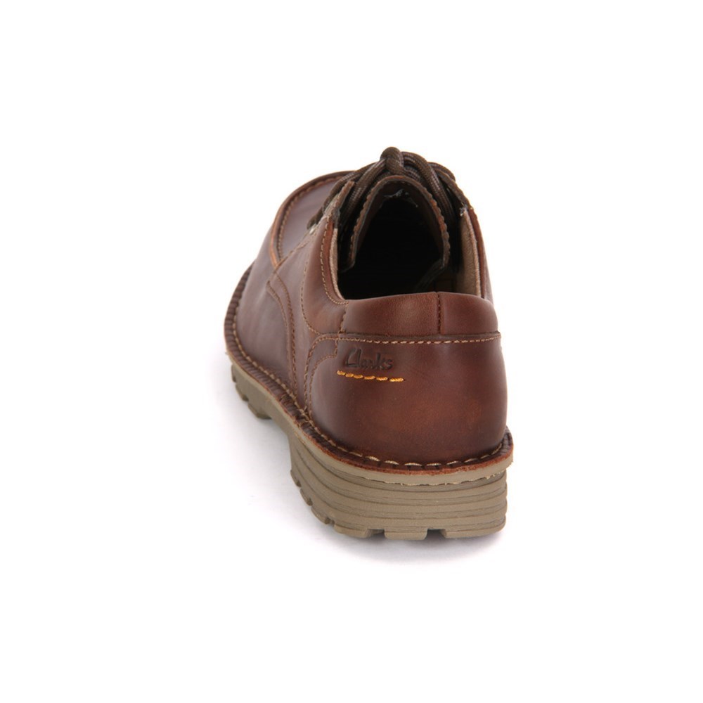 Clarks sawtel hot sale